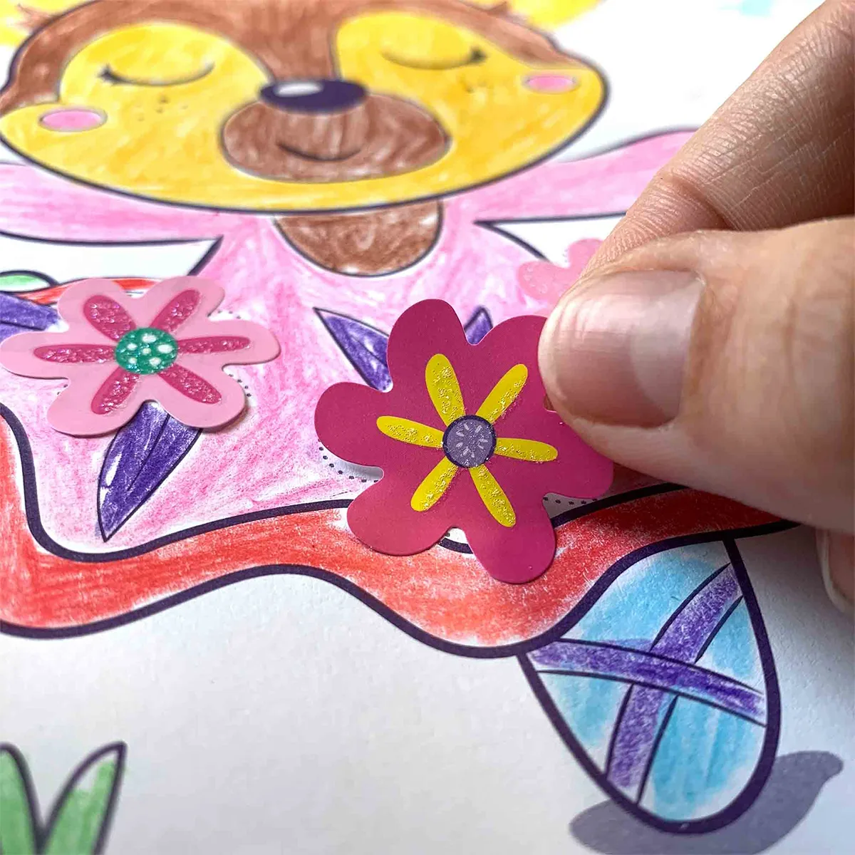 Книжка-розмальовка SES Creative комбіновані матеріали 19х19 см Чарівний світ