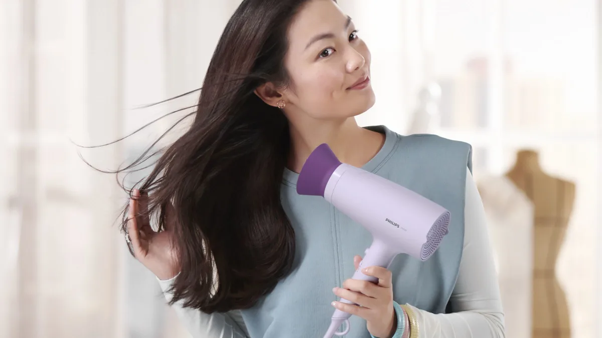 Фен Philips 2100 Вт 3 скорости 3 температуры лиловый