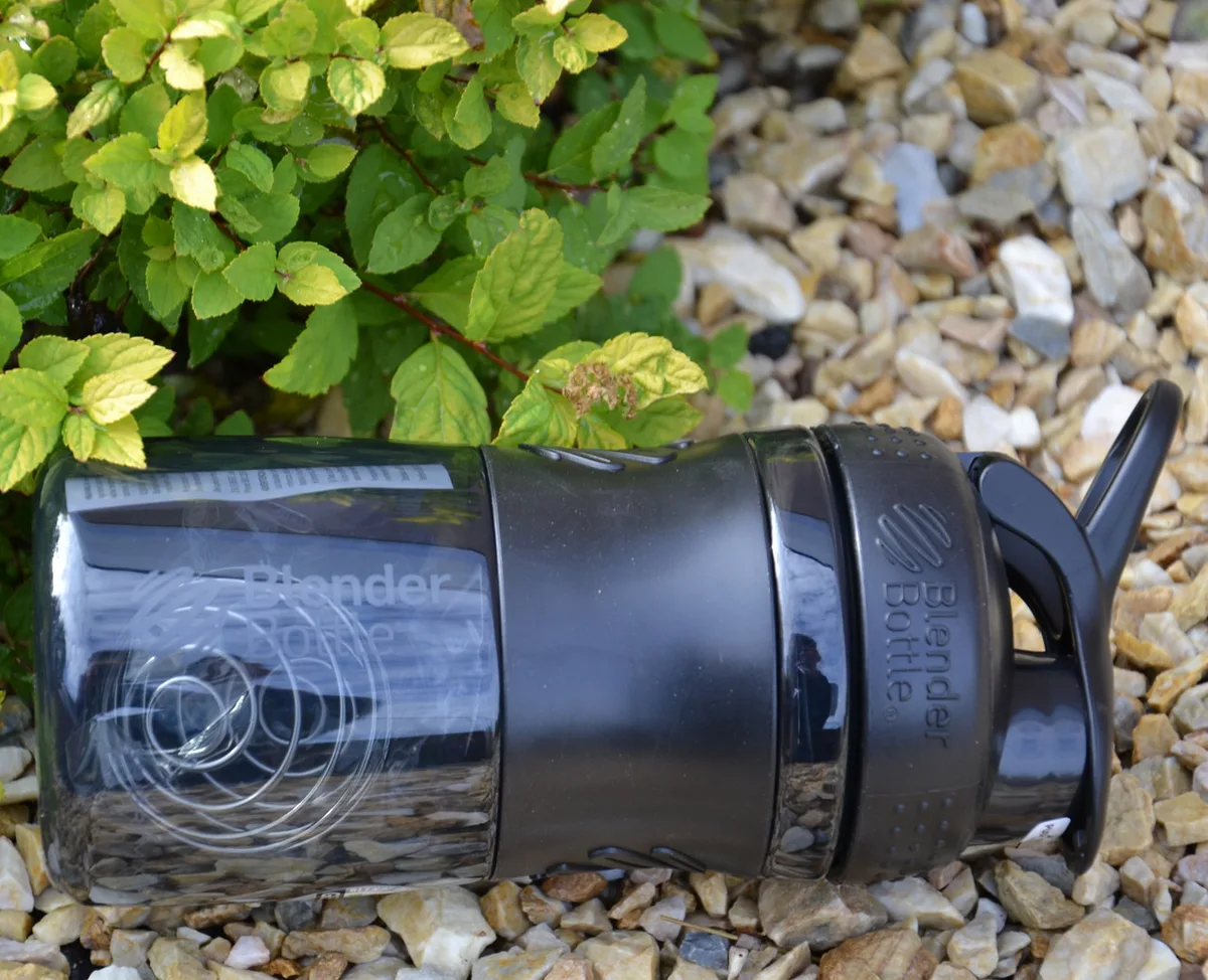 Шейкер BlenderBottle Tritan 590 мл Чорний
