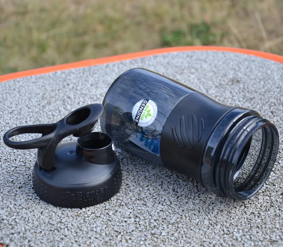 Шейкер BlenderBottle Tritan 590 мл Чорний