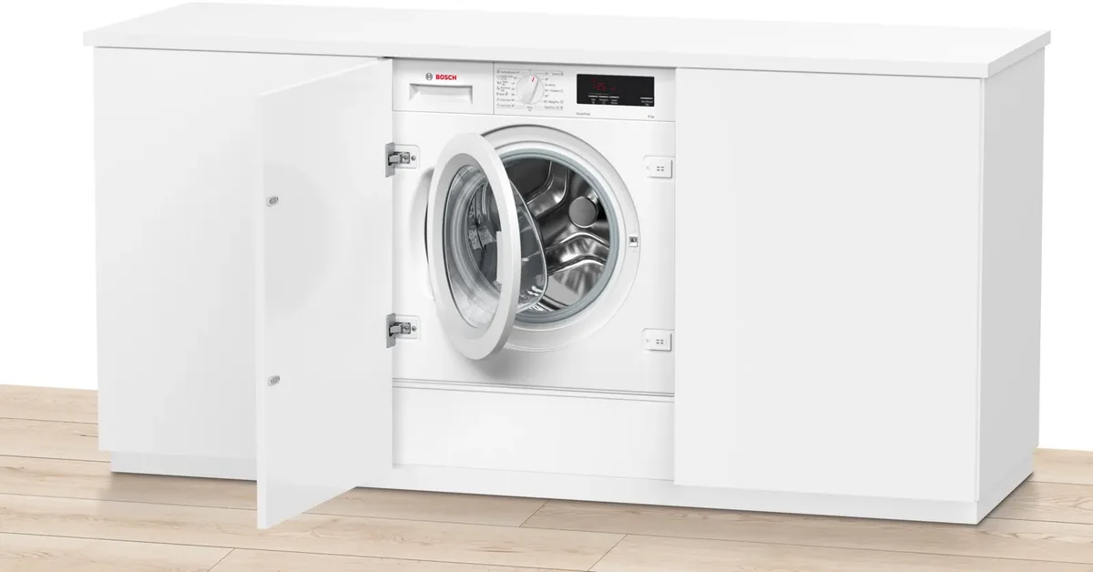 Встроенная стиральная машина фронтальная Bosch, 8 кг, 1200 об/мин, класс энергопотребления C, 55 см, с дисплеем, белая