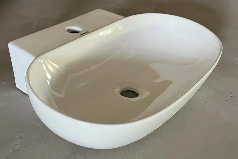 Раковина підвісна MIXXUS PREMIUM санітарна порцеляна 560х390х125 мм Білий