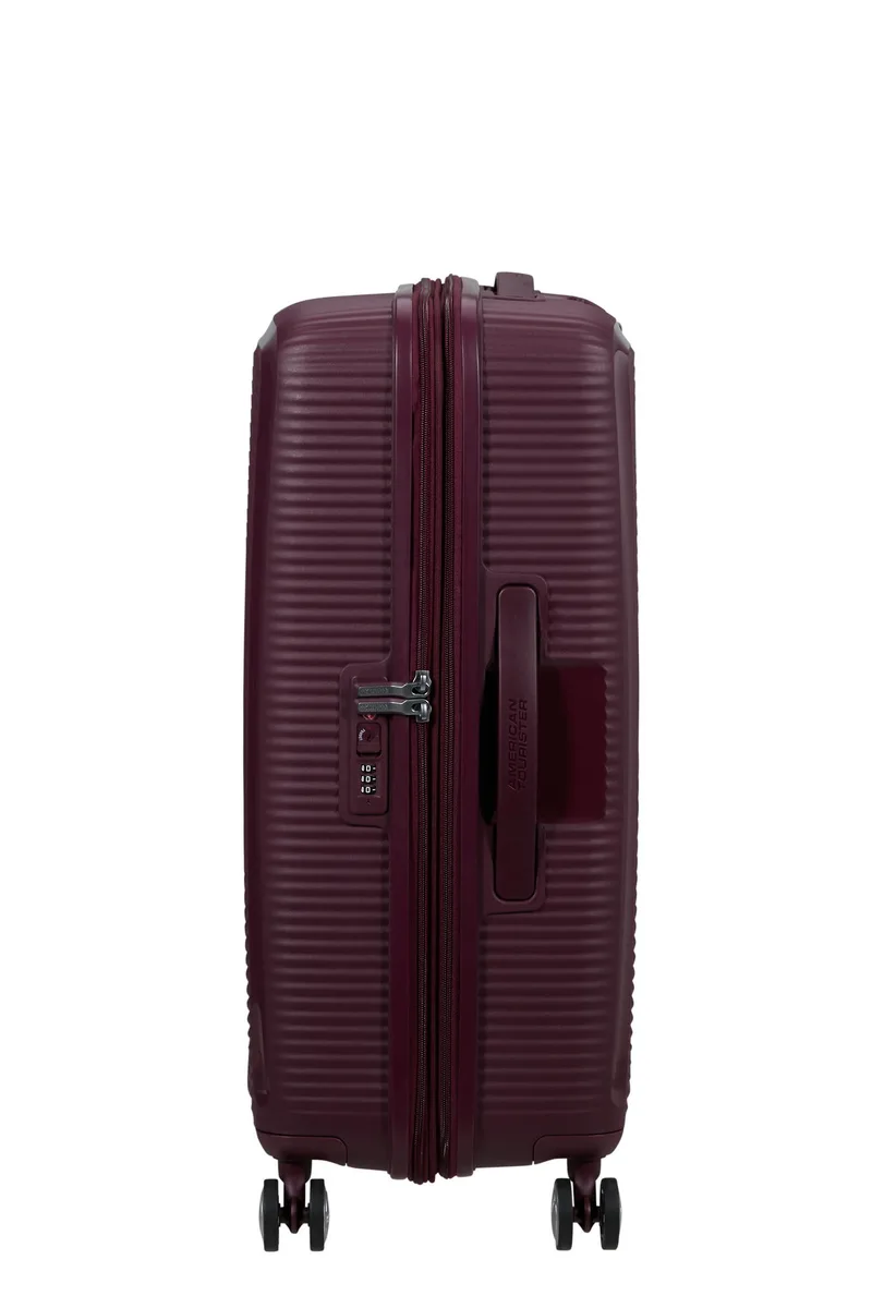 Чемодан American Tourister, Soundbox, полипропилен, средний, 67 см, 71.5/81 л, TSA, 4 колеса, EXP, бордового цвета.