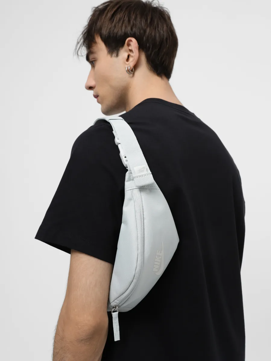 Сумка на пояс NIKE поліестер S сірий 28x8x13 см 1 л