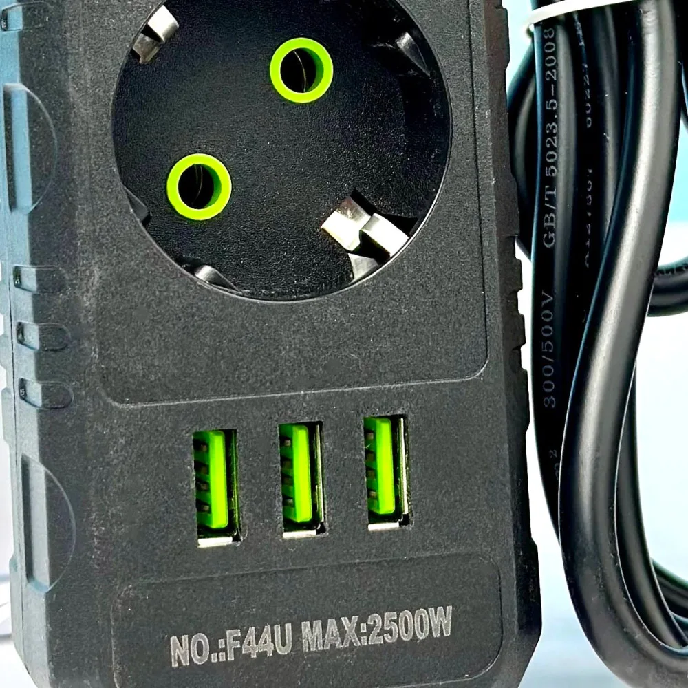 Мережевий фільтр подовжувач 4 розетки 3USB 4 м чорний