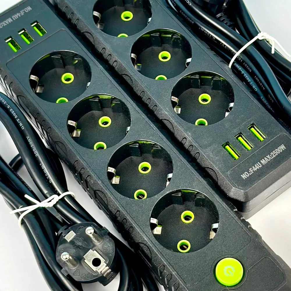 Мережевий фільтр подовжувач 4 розетки 3USB 4 м чорний