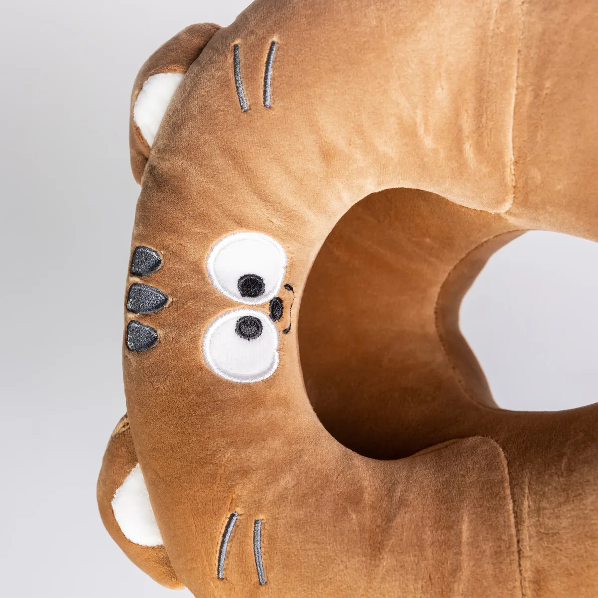 Подушка для шиї Miaow U-подібна 30х27х15 см велюр коричнева Memory Foam