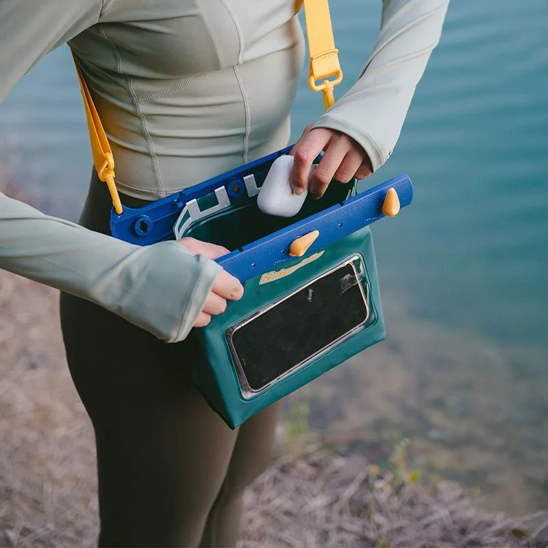 Водонепроникна сумка Naturehike ПВХ 5,6 л темно-зелена