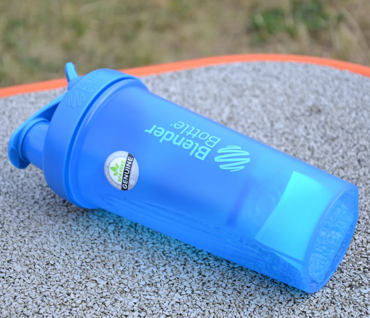 Шейкер спортивний BlenderBottle Tritan 820ml Блакитний