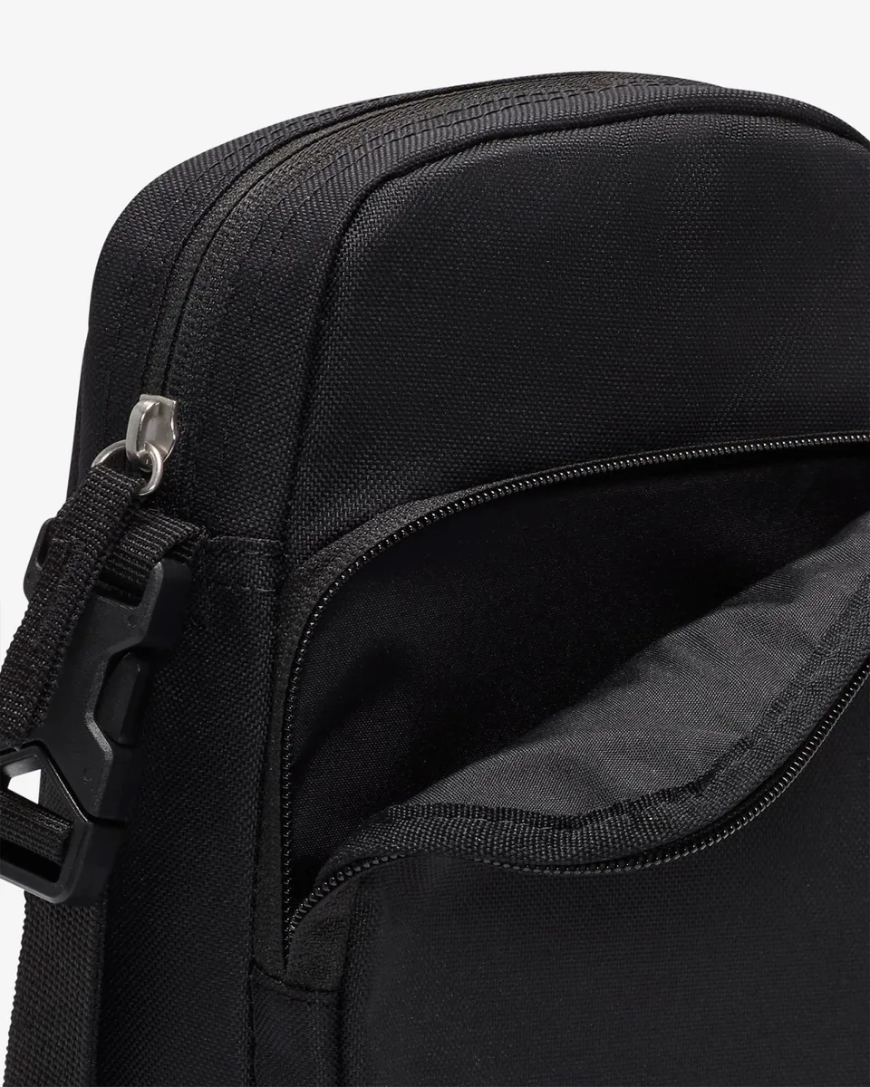 Сумка через плече Nike 100% полiестер 23x18x8 см чорна