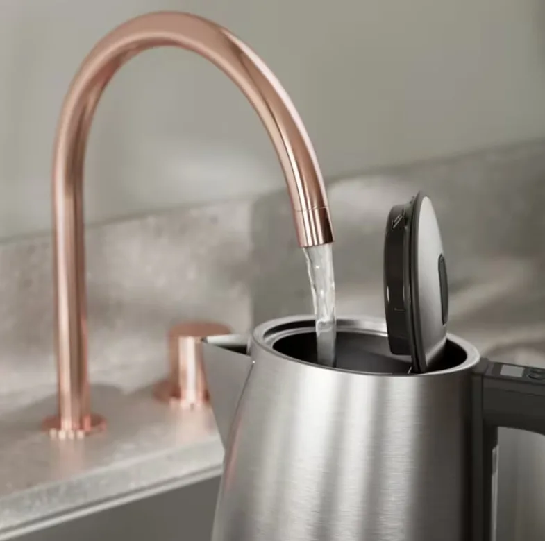 Електрочайник Electrolux 1,7 л Нержавіюча сталь Пластик 2400 Вт