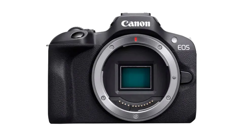 Цифр. фотокамера Canon EOS R100 + 18-45 IS STM