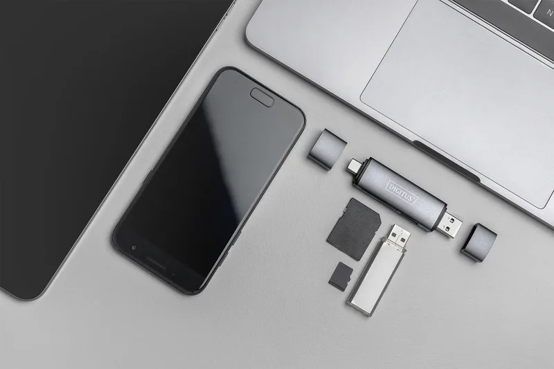 Картридер DIGITUS USB-C/USB 3.0 SD/MicroSD