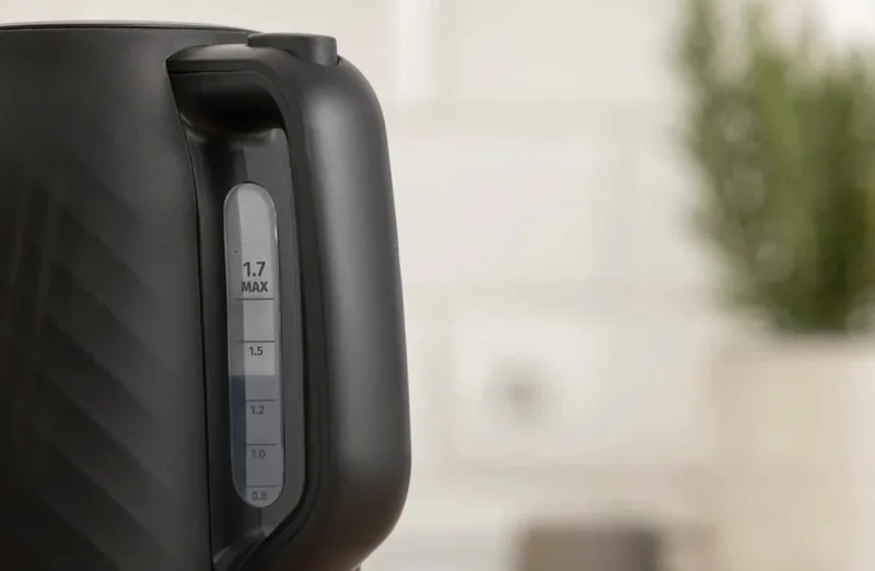 Електрочайник Gorenje 1,7 л Пластик Чорний 2200 Вт