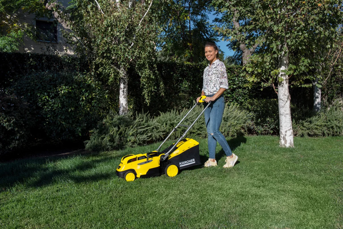 Аккумуляторная газонокосилка Karcher LMO 18-36, 18В, 36 см, высота скашивания 30-70 мм, без батареи и зарядного устройства