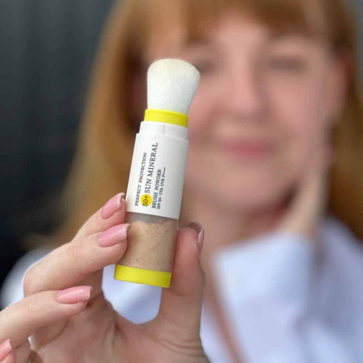 Сонцезахисна мінеральна пудра прозора з SPF 50+ Hillary Perfect Protection Sun Mineral Brush Powder Sheer Matt