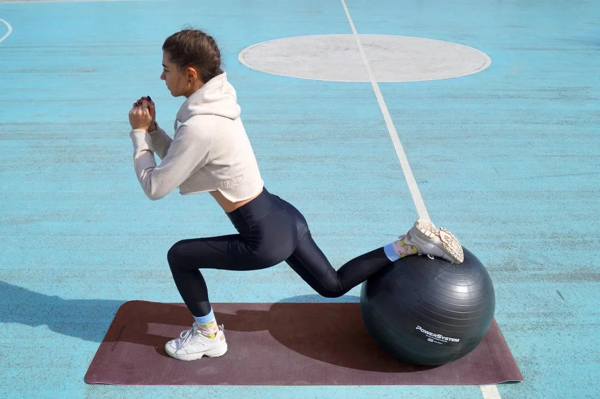 М'яч для фітнесу Active Point PVC 65 см Чорний