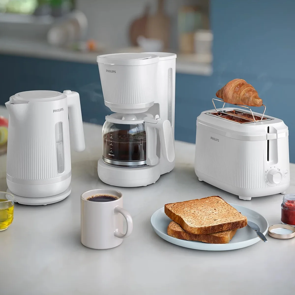 Кавоварка Philips крапельного типу 3000 Series, об'ємом 1.38 л, для меленої кави, з функцією підтримки температури, біла.