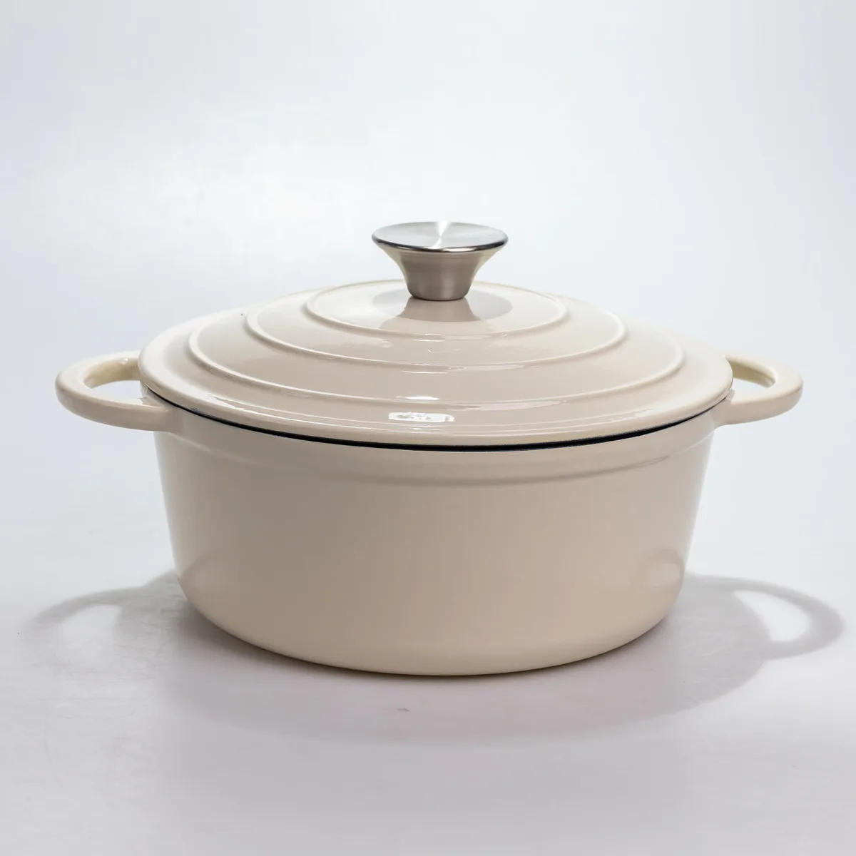 Каструля чавунна Premium Cookware 2.5 л Білий Емальована з кришкою