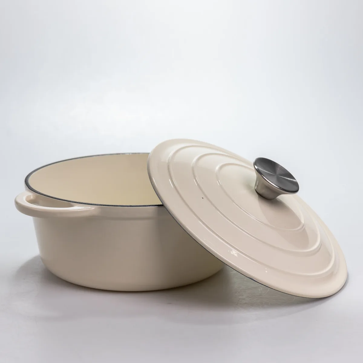 Кастрюля чугунная Premium Cookware 2.5 л Белая Эмалированная с крышкой