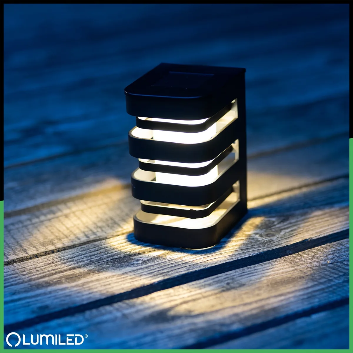 Солнечный настенный светильник LumiLED пластик черный 9.8х14.8 см