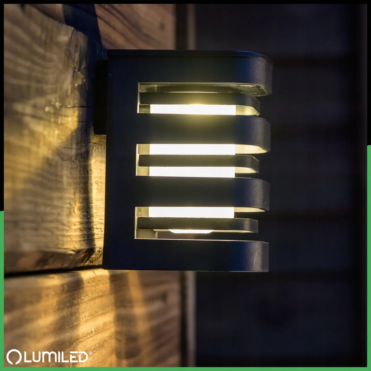 Солнечный настенный светильник LumiLED пластик черный 9.8х14.8 см