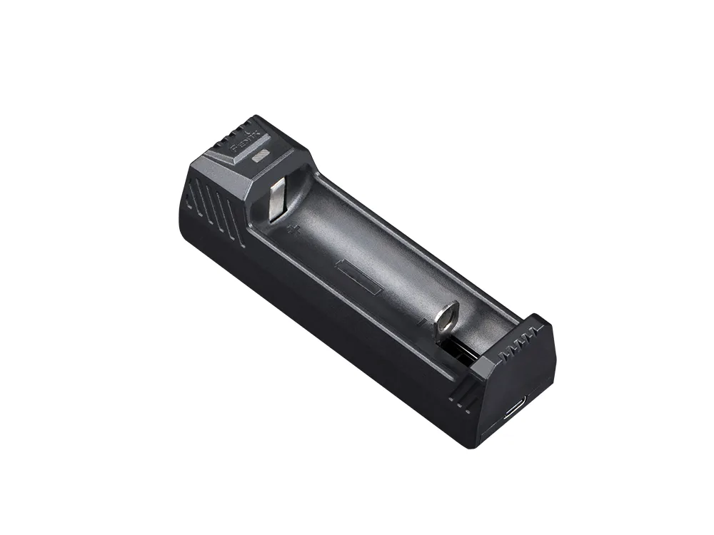 Зарядний пристрій Fenix USB Type-C 18650 21700 26650 чорний