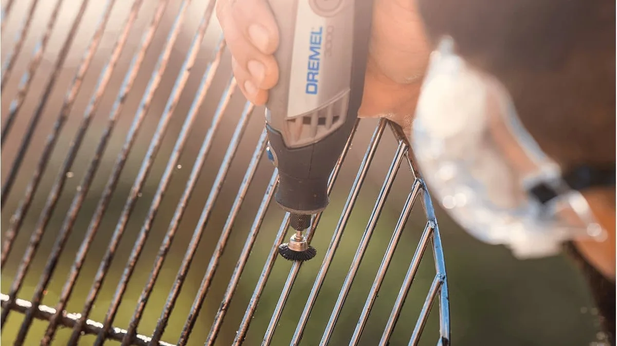 Шлифмашина Dremel 130Вт 10000-33000об/мин 0,55кг 15 насадок