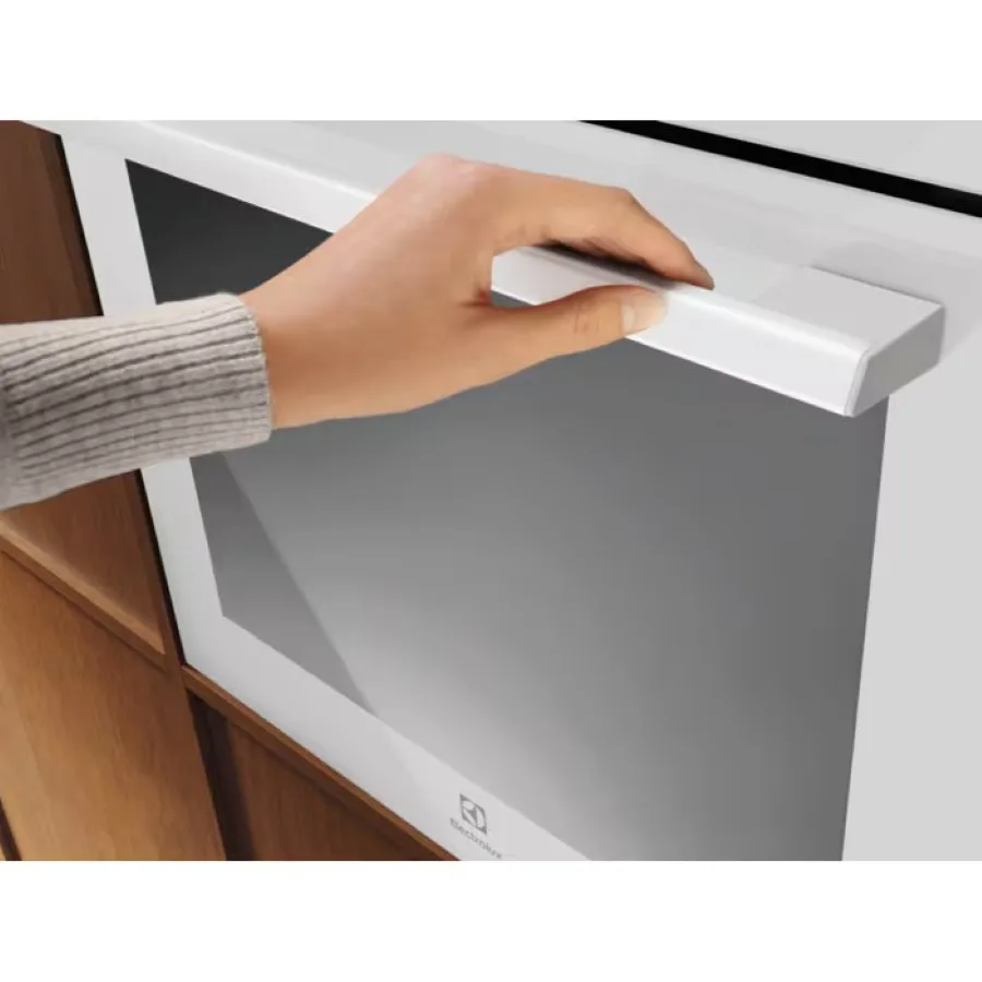 Електрична духова шафа Electrolux, 72 л, клас енергоефективності A+, з дисплеєм, конвекційним обігрівом та телескопічними направля