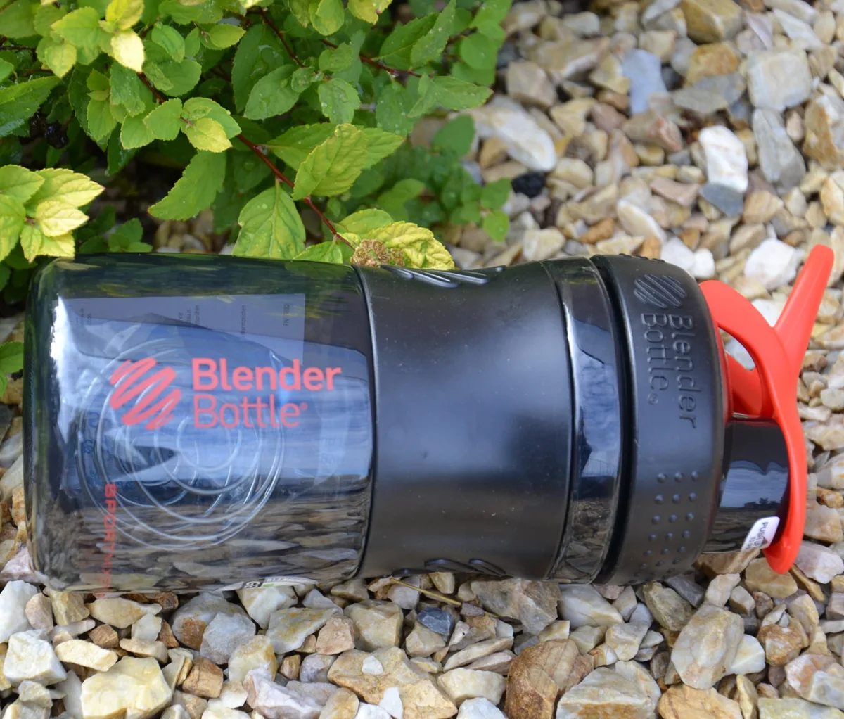 Шейкер BlenderBottle Tritan 590 мл Чорний Червоний