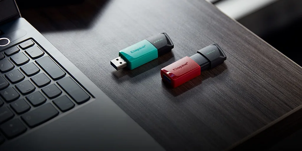 Накопичувач Kingston  128GB USB 3.2 Type-A Gen1 DT Exodia M