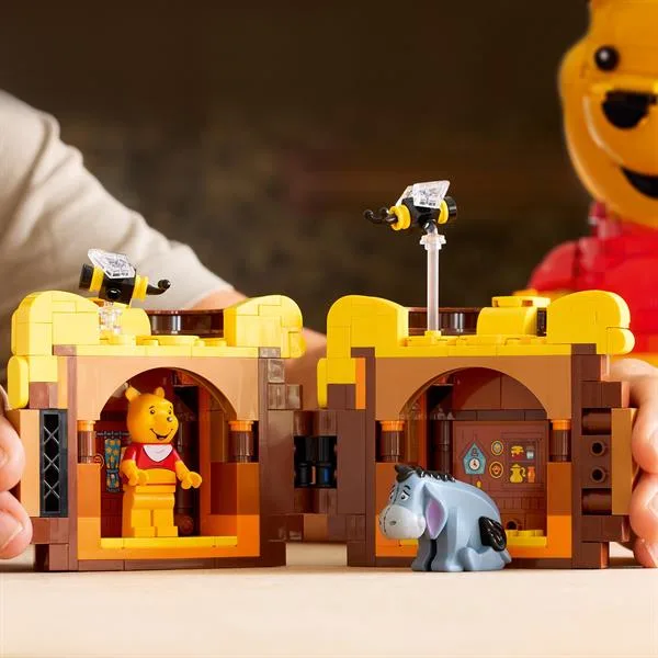 Конструктор LEGO Disney Вінні-Пух 1399 деталей для дорослих 35,4х11,8х37,8 см