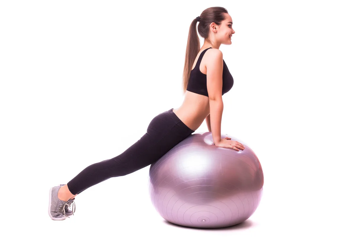 М'яч для фітнесу Active Point PVC 65 см Ліловий з помпою