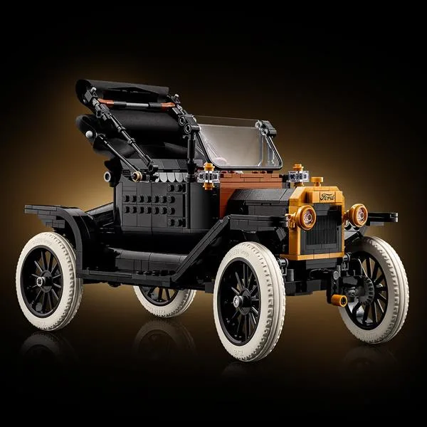 LEGO Icons Конструктор 1060 деталей чорний