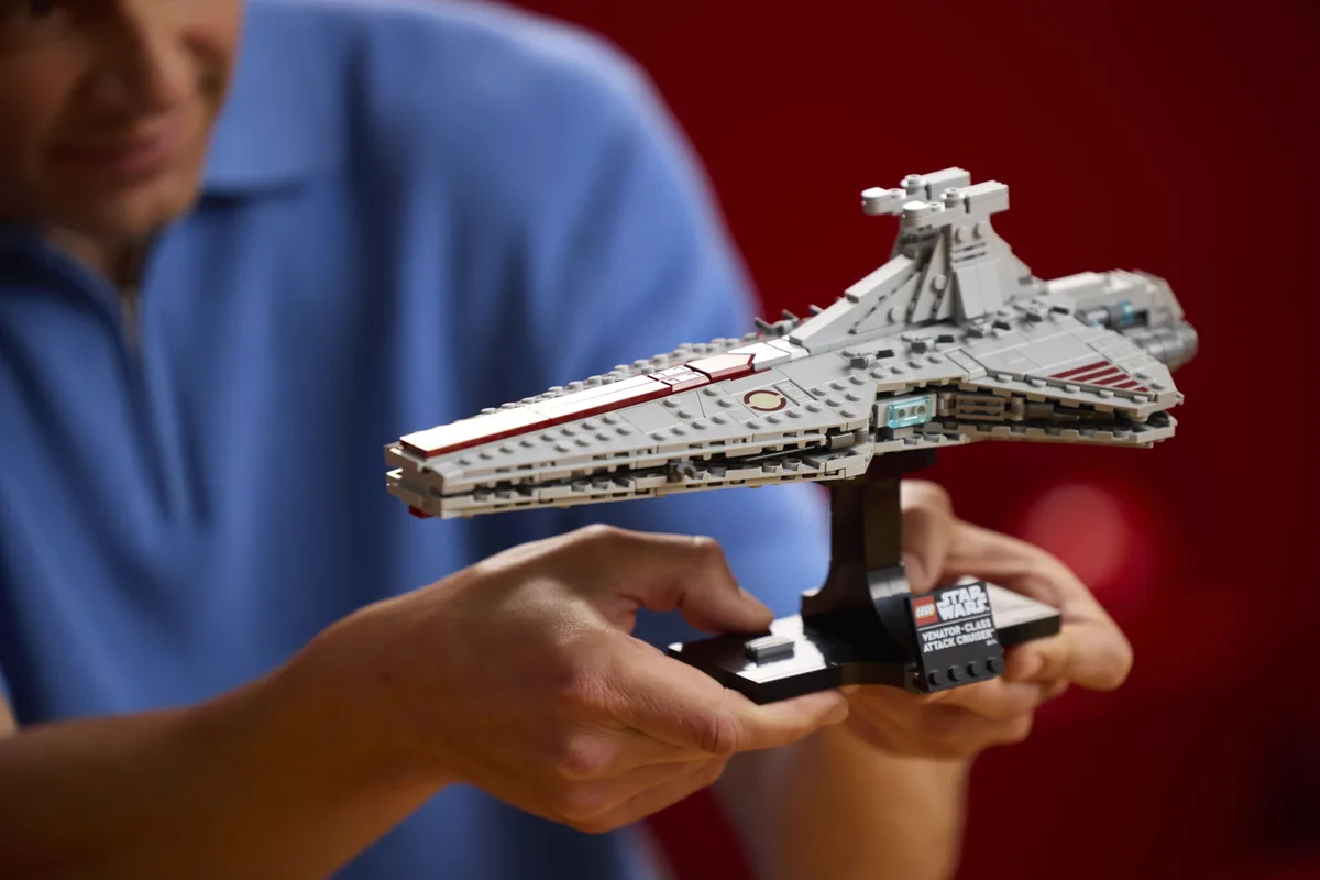 Конструктор LEGO Star Wars Зоряний крейсер класу «Венатор»