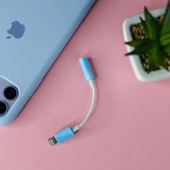 Кабель перехідник силікон 10 см білий Apple Lightning 3,5 мм
