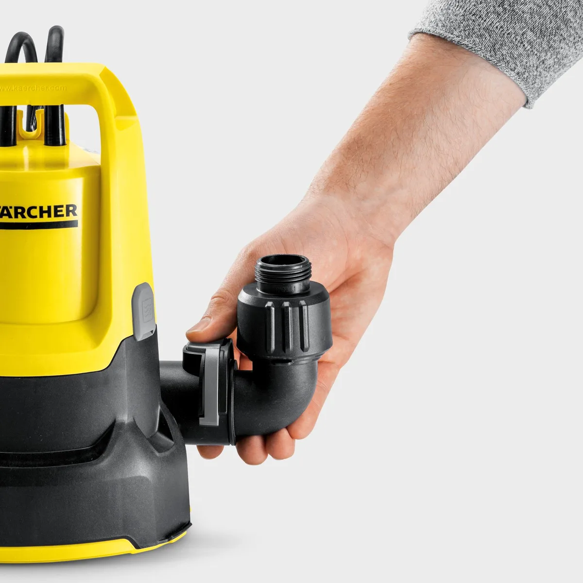 Дренажный насос для чистой воды Karcher SP 9000 Flat, 280 Вт, производительность 9 куб м/ч, высота подъема 6 м, глубина погружения 7 м, вес 375 кг
