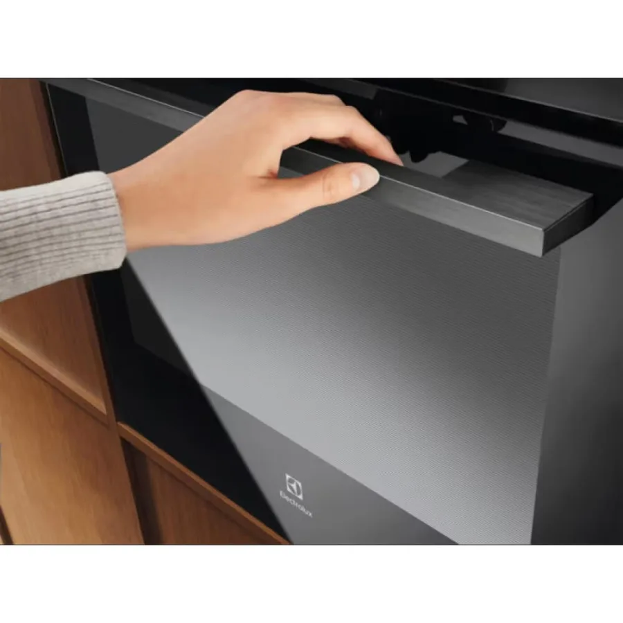 Духовой шкаф Electrolux электрический 72л с конвекцией пиролизом паром для выпекания запекания гриля