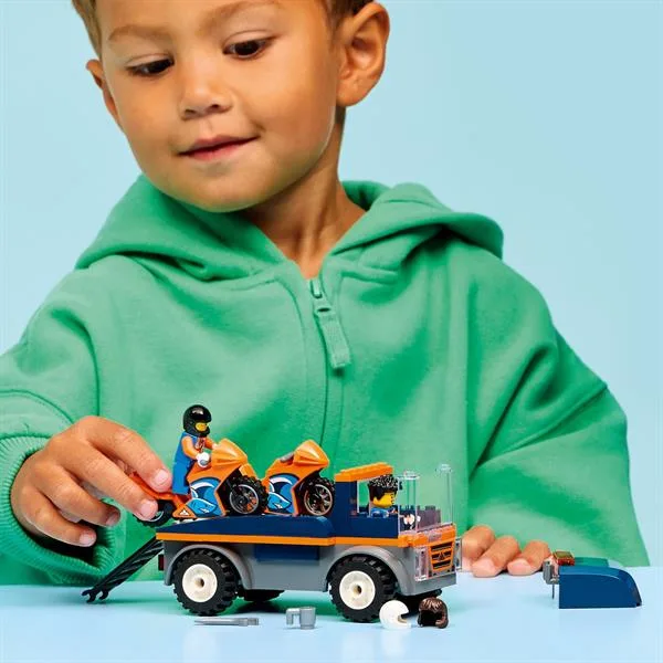 Конструктор LEGO 88 деталей Транспортер мотоциклів Пластик 26х19х5 см