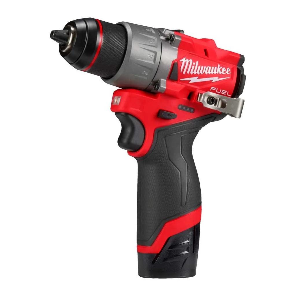 Аккумуляторная шуруповерт-дрель Milwaukee M12 FDD2-202X 12В 2х2А·час 37Нм 0-1550об/мин с патроном C12 в кейсе, вес 11кг