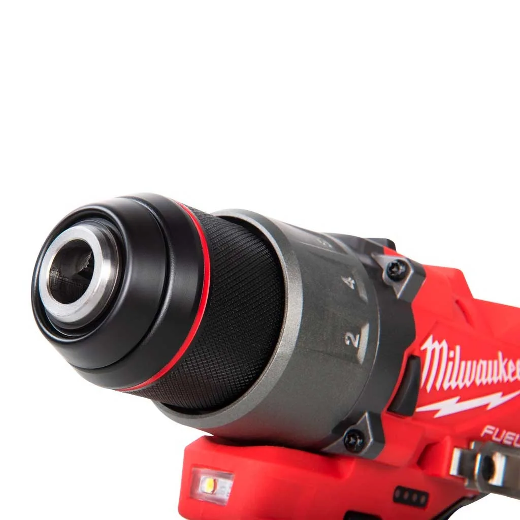 Аккумуляторная шуруповерт-дрель Milwaukee M12 FDD2-202X 12В 2х2А·час 37Нм 0-1550об/мин с патроном C12 в кейсе, вес 11кг