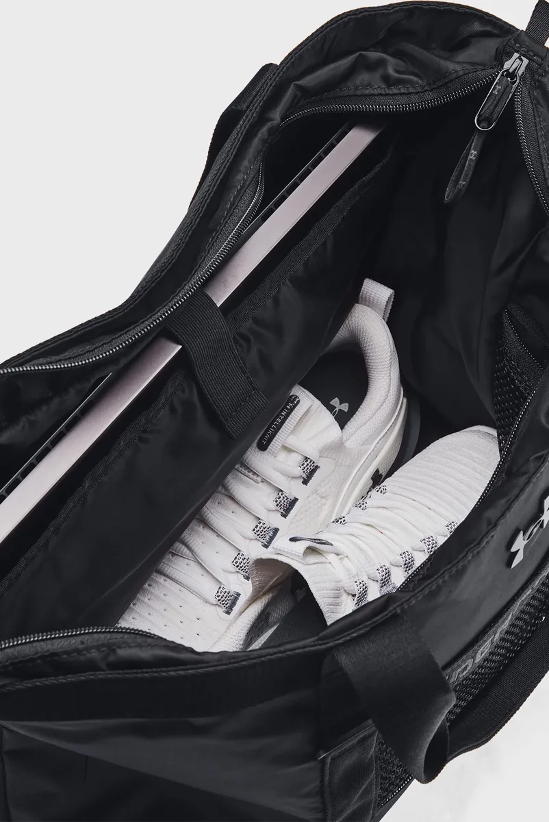Жіноча сумка Under Armour поліестер 40,5x31,5 см чорна