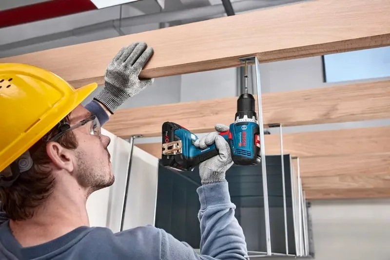 Акумуляторний шурупокрут-дриль Bosch Professional 18В 2100 об/хв легкий електричний викрутка для загвинчування та свердління