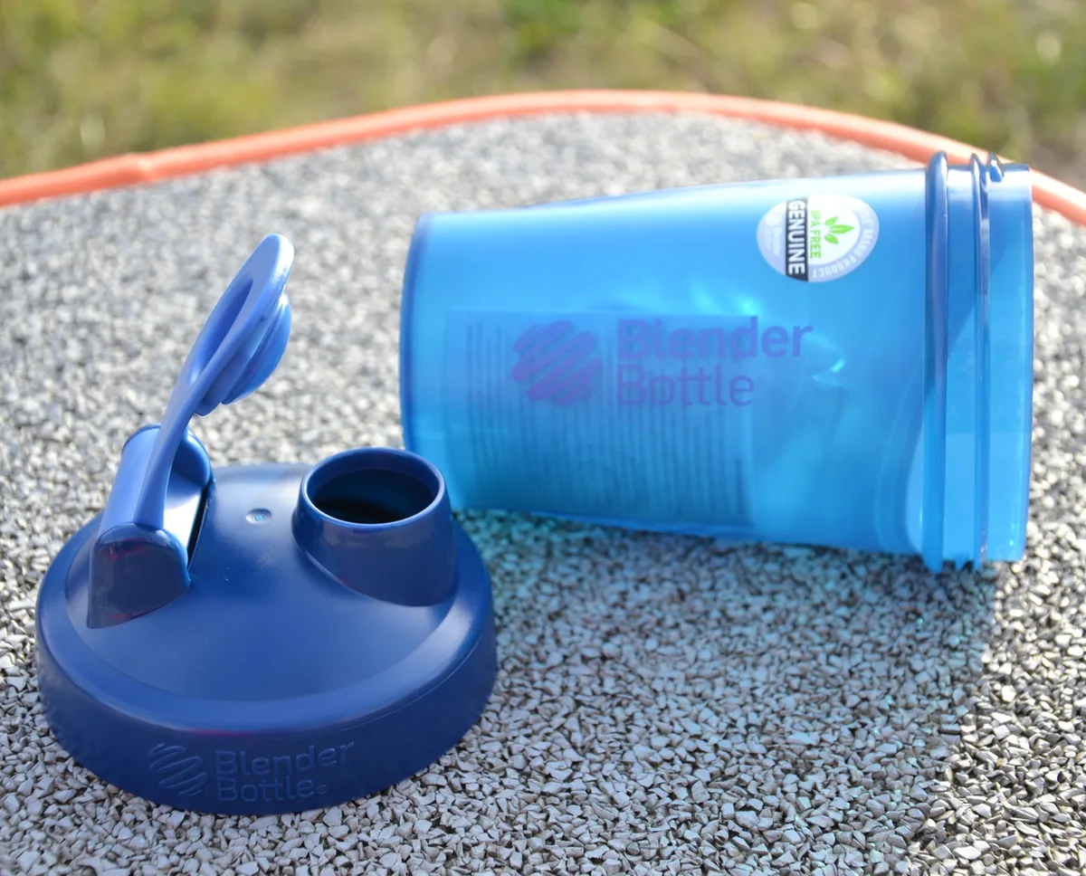 Шейкер спортивний BlenderBottle Tritan 590 мл Синій