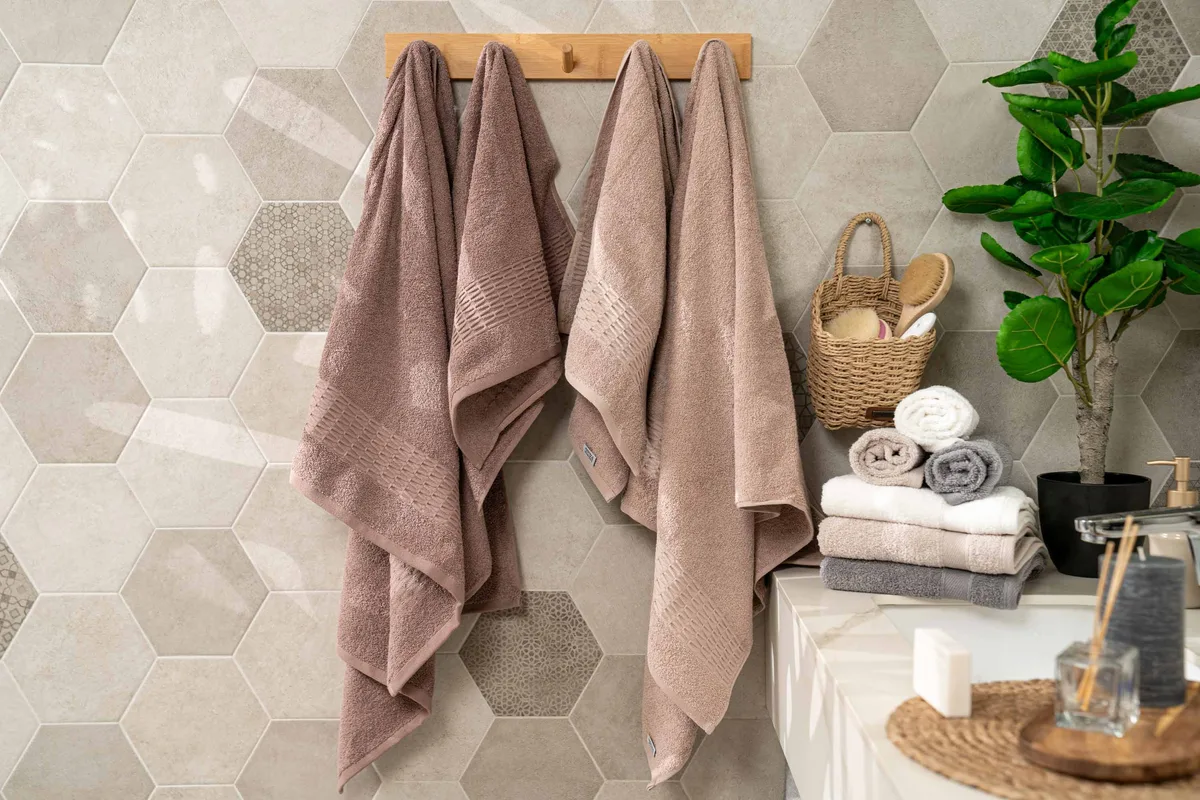 Комплект махрових рушників ARDESTO Lotus, 50х90см, 70х140см, 2 шт, 100% бавовна, світло-коричневий.
