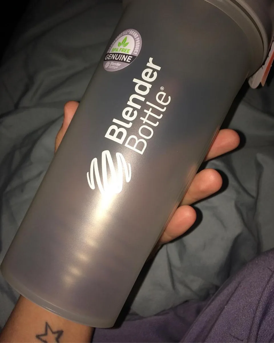 Шейкер спортивний BlenderBottle Tritan 1270 мл Сірий