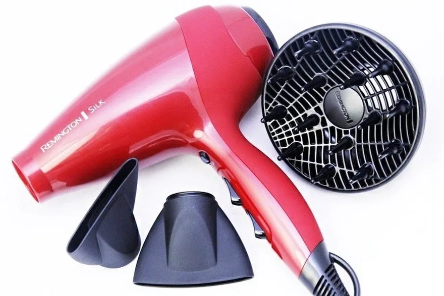 Фен Remington Silk 2400 Вт 3 режими дифузор іонізація червоний