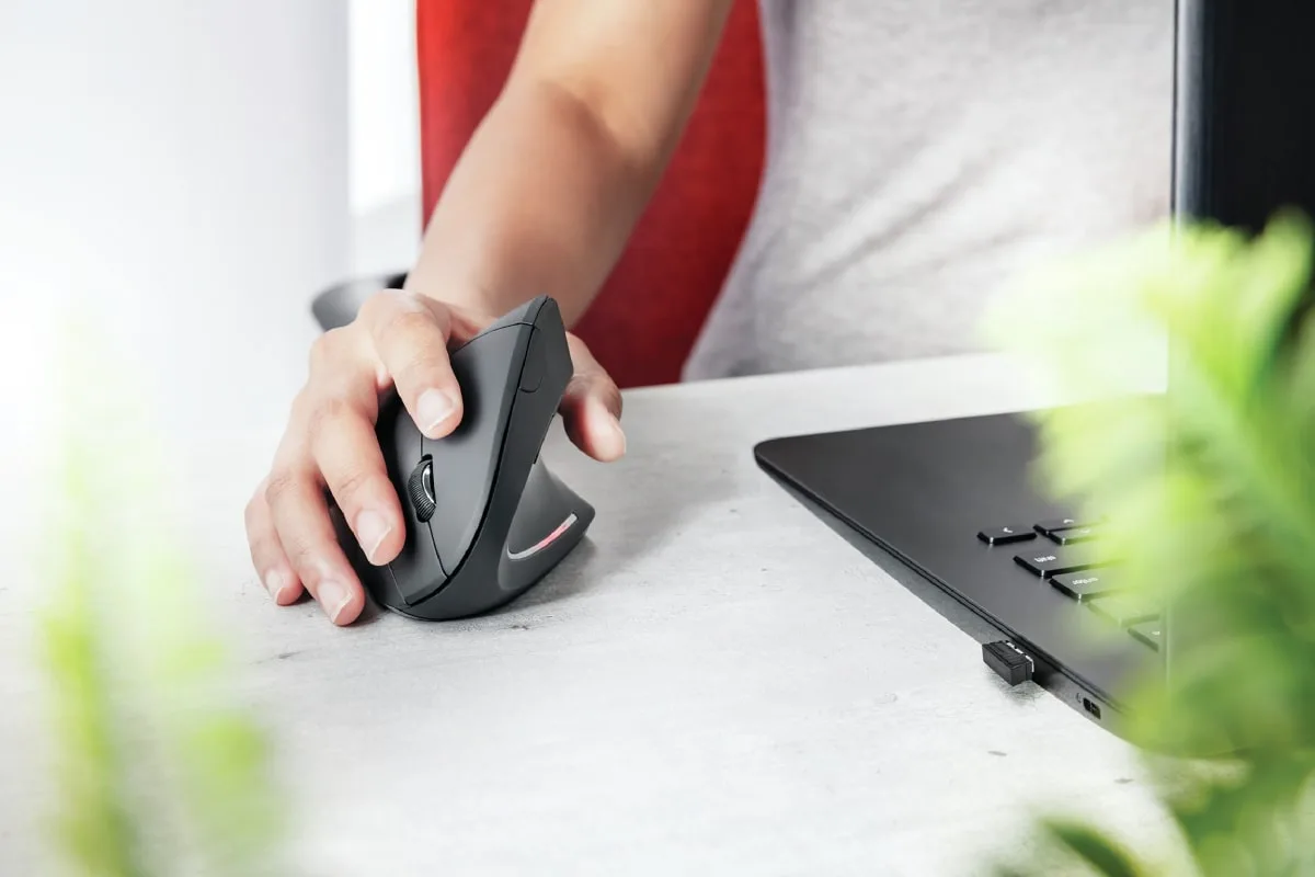 Миша Trust Verto Ergonomic, WL, чорний