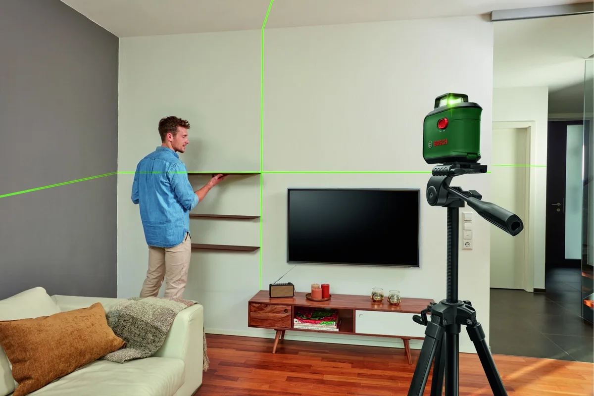 Лазерний рівень Bosch UniversalLevel 360 до 24м ±0.4мм/м, зелений промінь, вага 0.56кг.