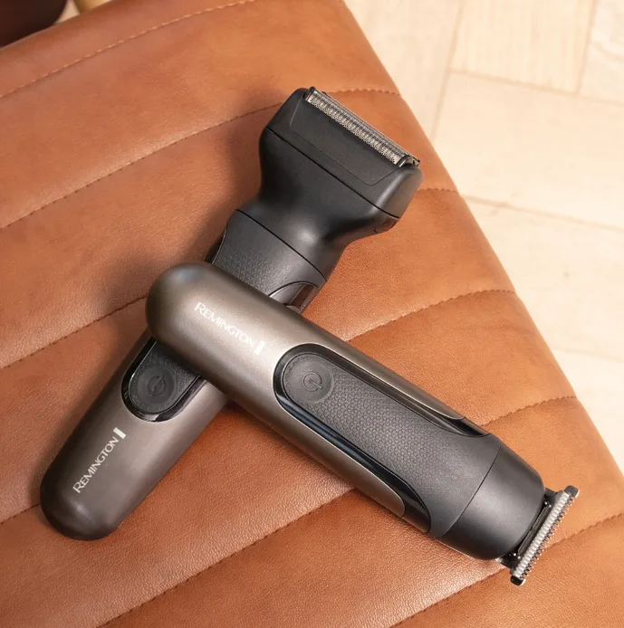 Тример універсальний Remington Титан 1-25 мм Чорний 18 в 1